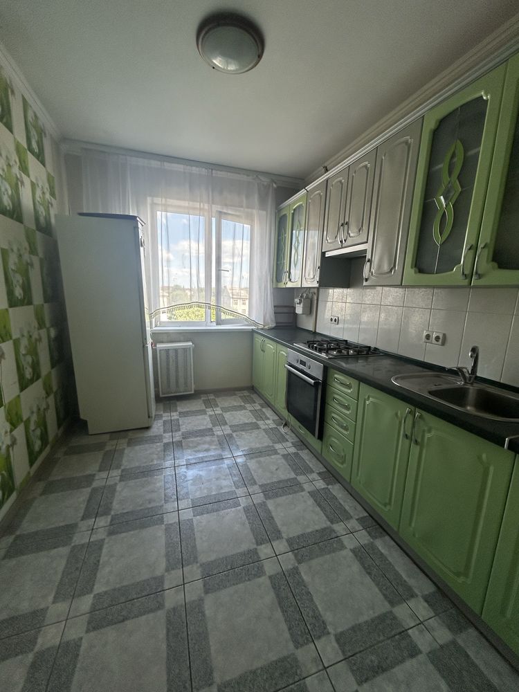 Продаж 3-кімнатна ДНС Біла Церква