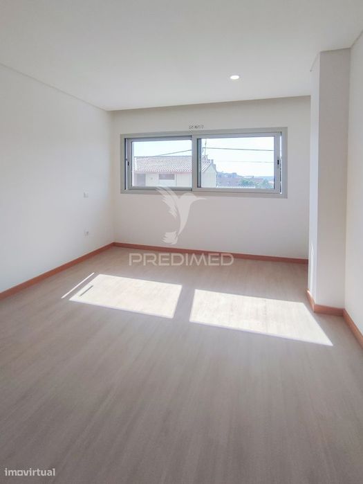 Apartamento T1 com terraço