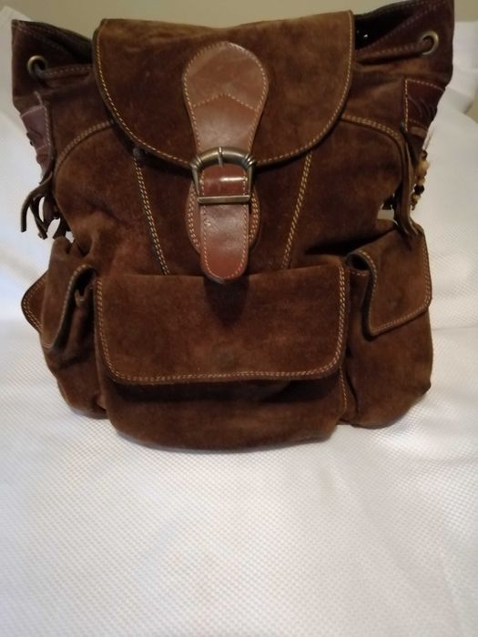Bolsa Mochila, em Camurça castanha, como Nova