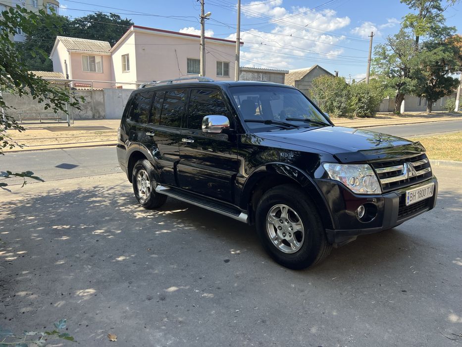 Мицубиши Вагон  3.0 L
