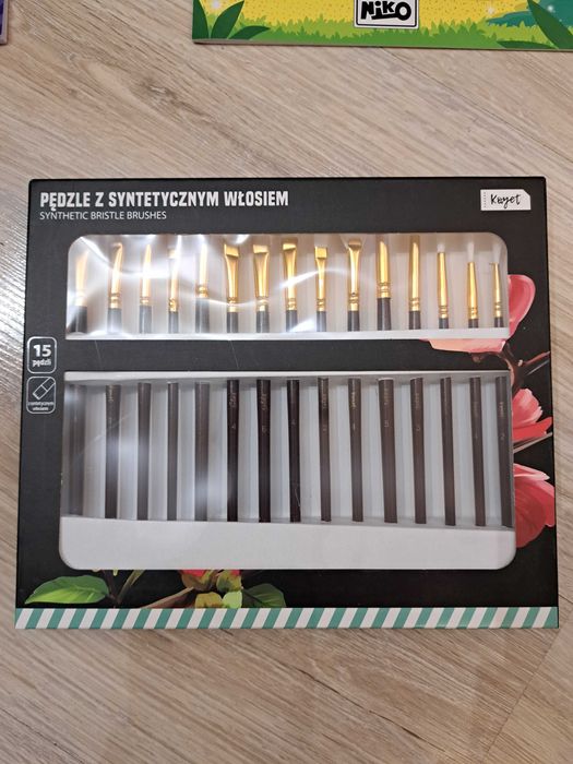 NOWE kolorowanki, naklejki i pędzle dla chłopca, zestaw