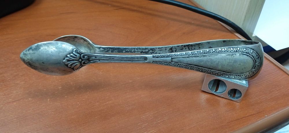 Щипцы серебряные