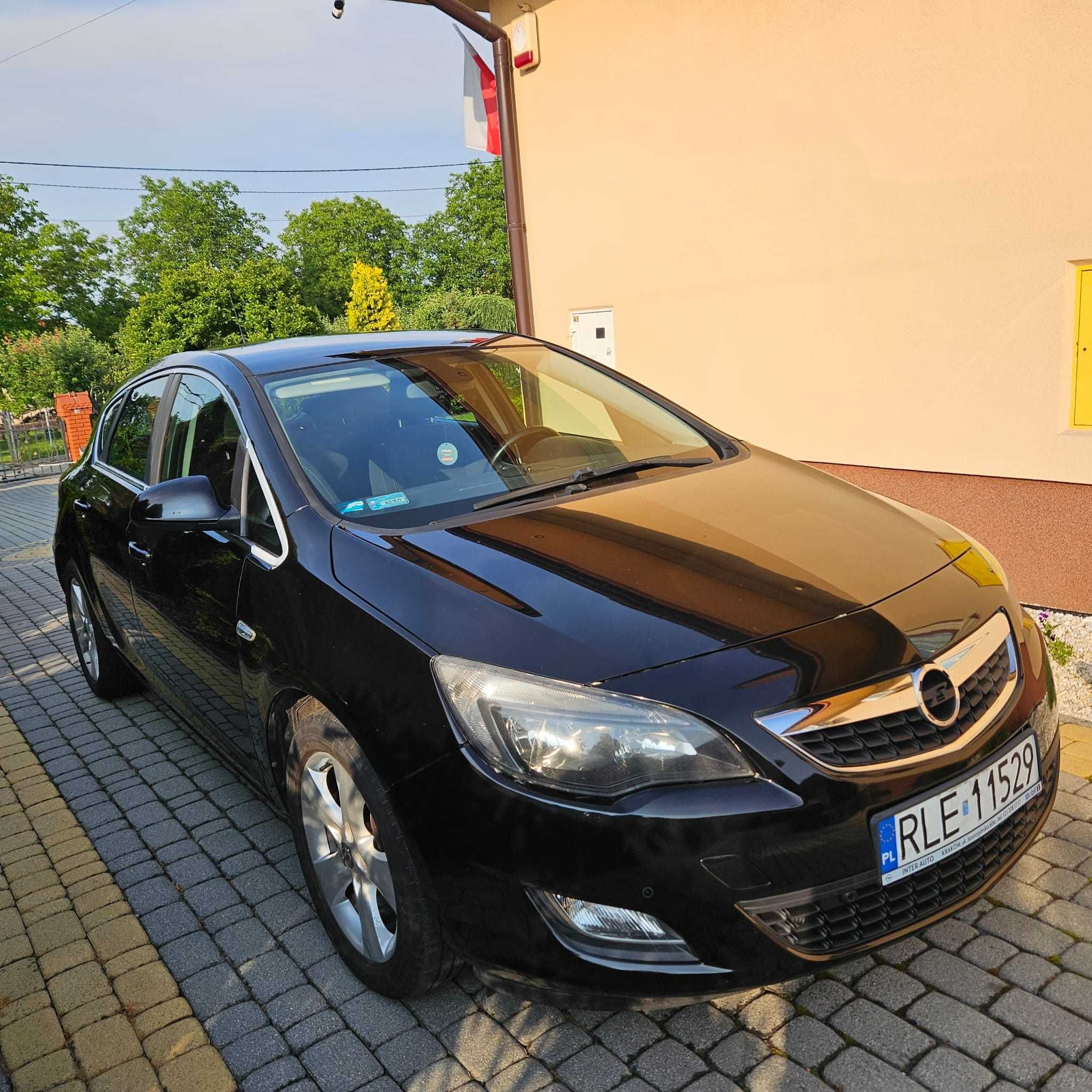 Opel Astra j4 2010 CDTi 110km