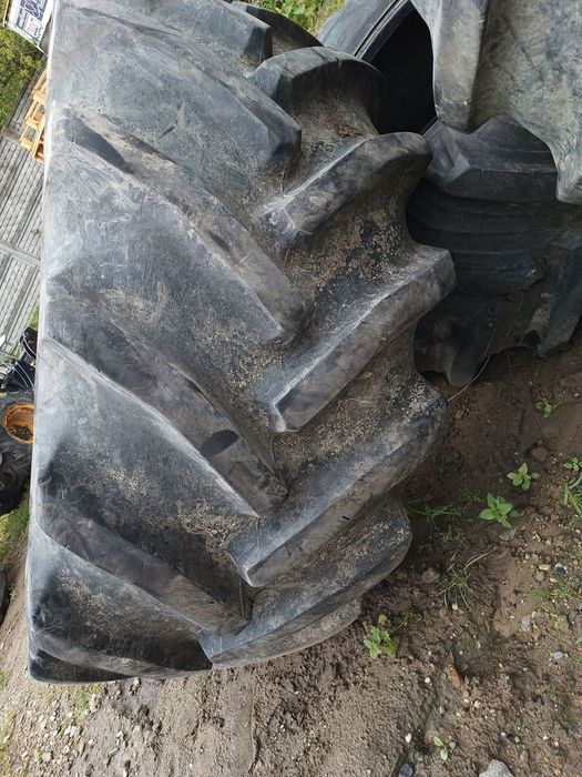 Opona rolnicza 800/65r32 goodyear 30.5lr32 Claas kombajn Fendt John De