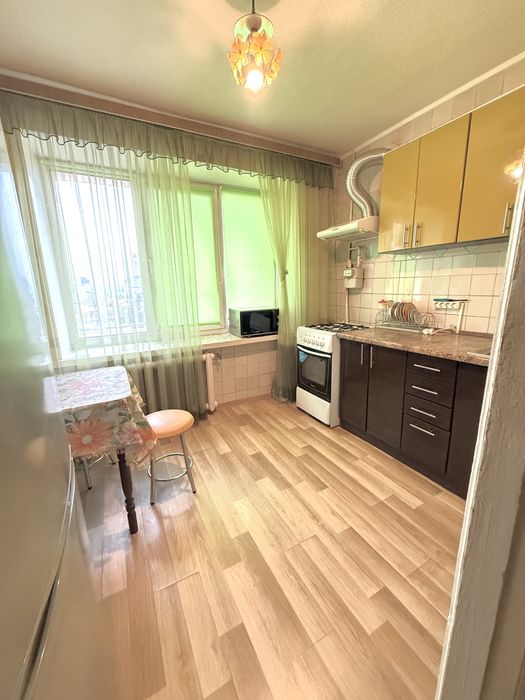 Двокімнатна квартира , центр міста . Без комісії!%