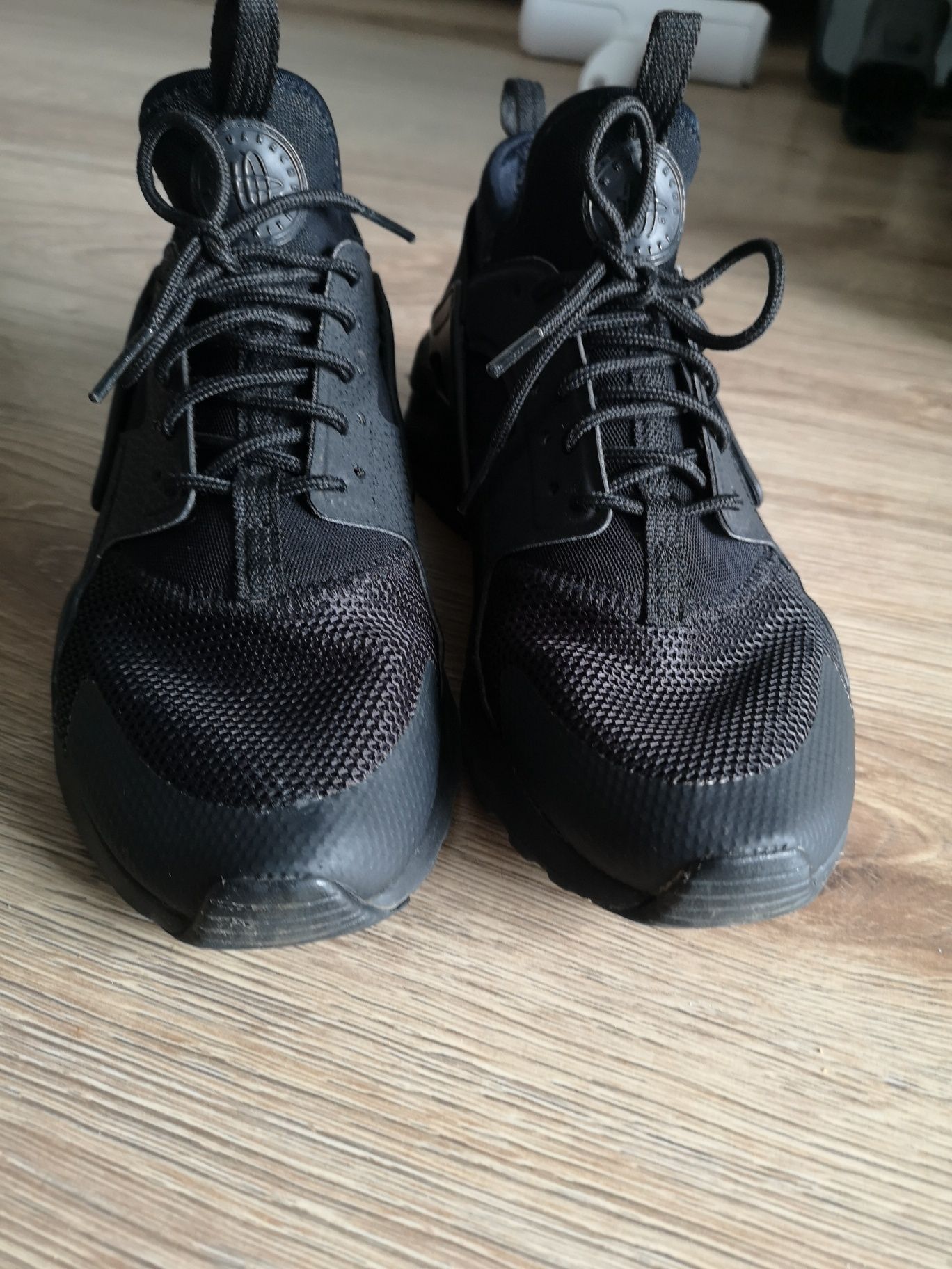 Czarne buty Nike Air Huarache Run Ultra 38,5