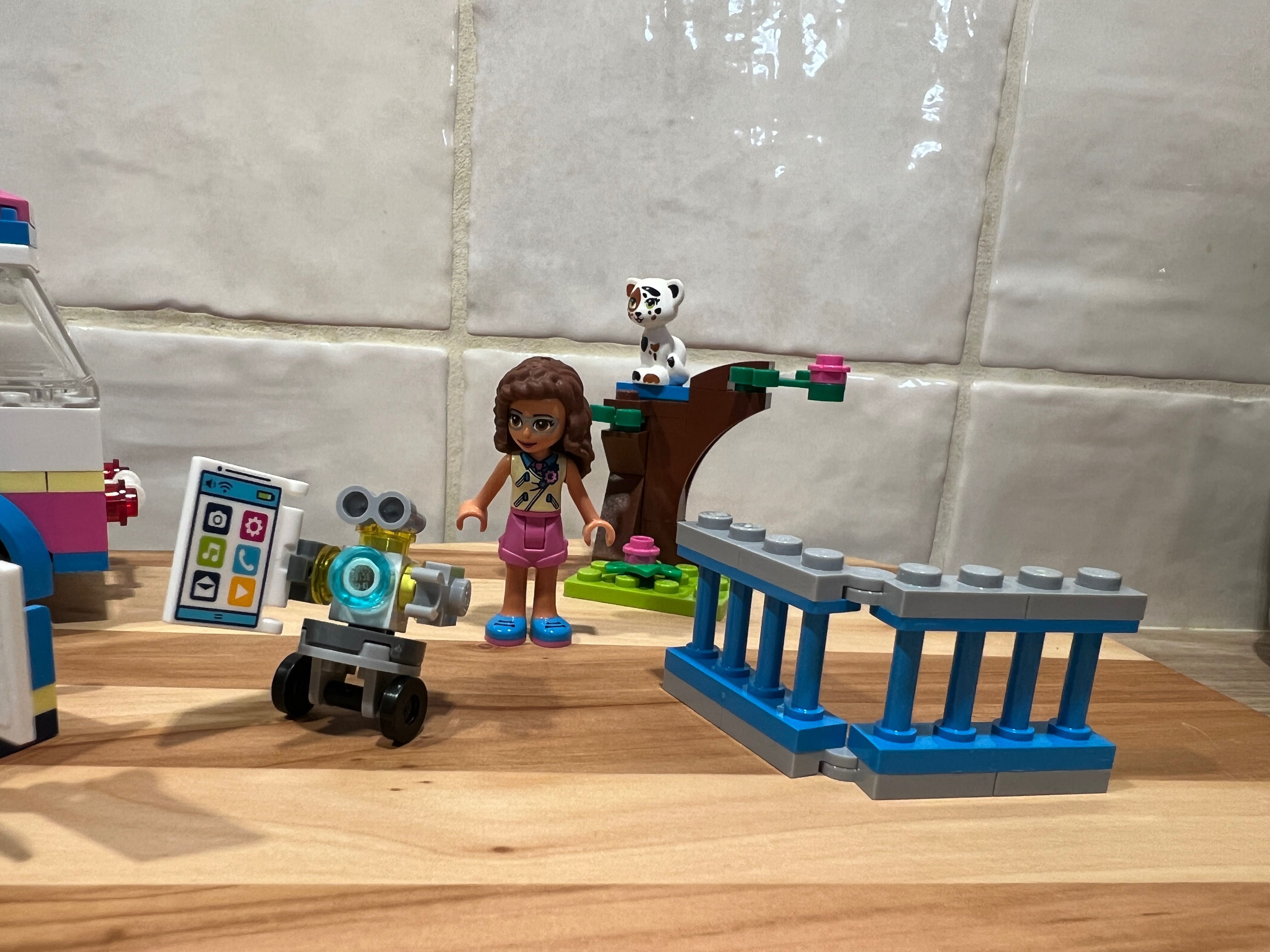 LEGO Friends Klocki LEGO Friends Furgonetka Olivii 41333