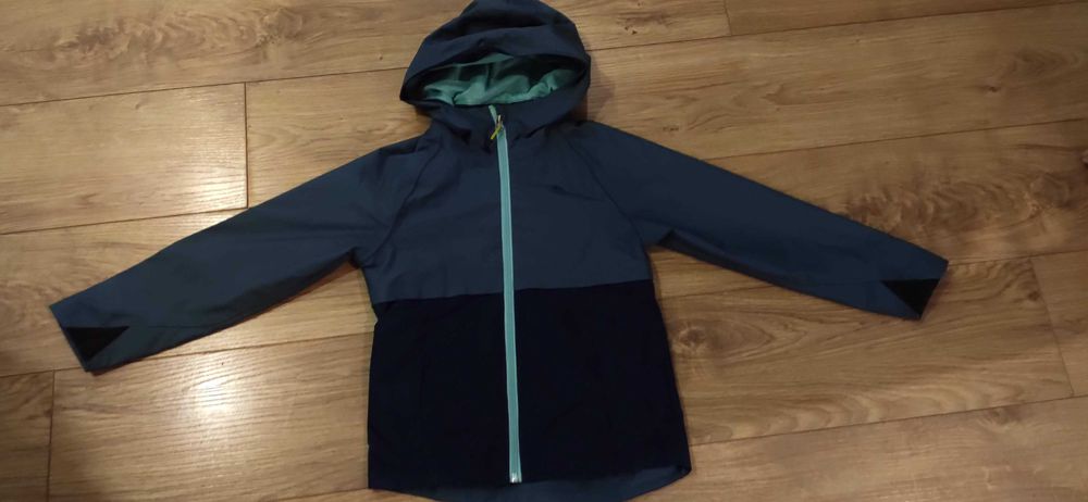 Kurtka turystyczna dla dzieci Quechua 7-8lat roz. 128