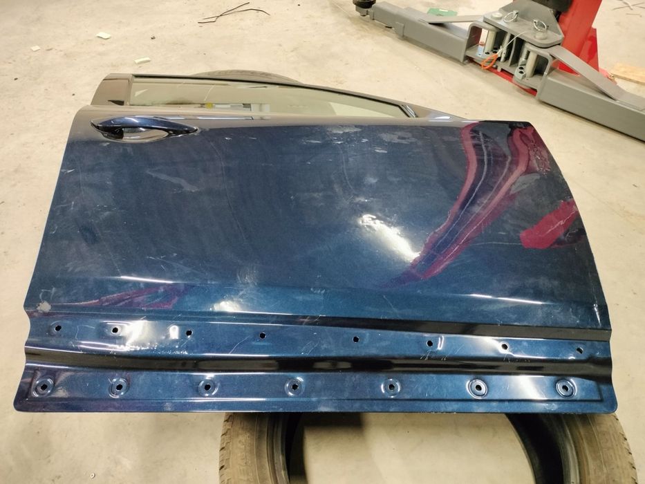 Двері, дверка CX30 права перед