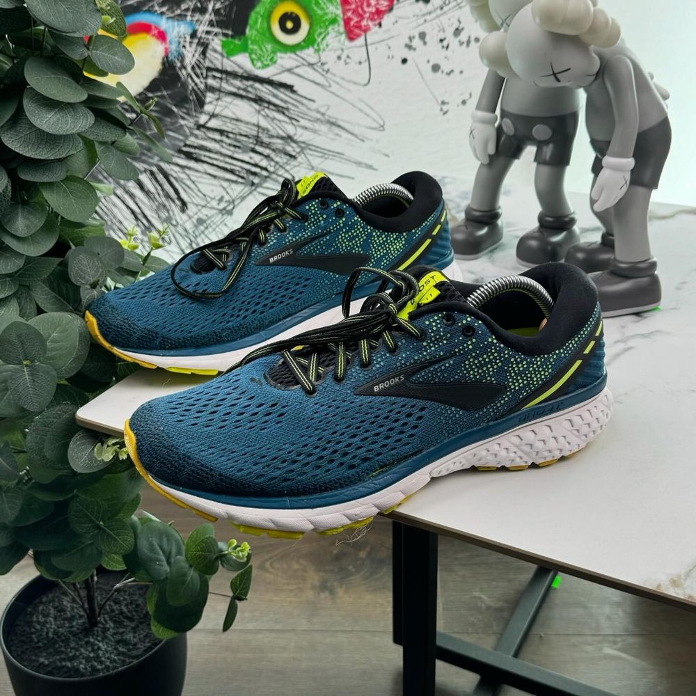Кросівки Brooks Ghost 44 розмір 488