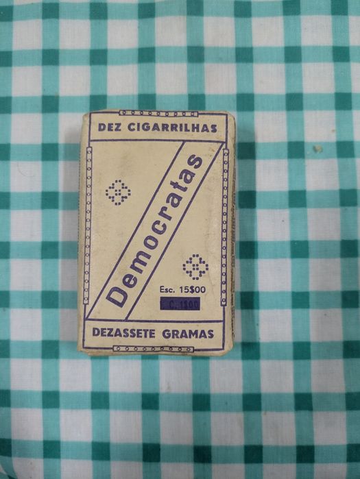 Caixa Vintage “Democratas”