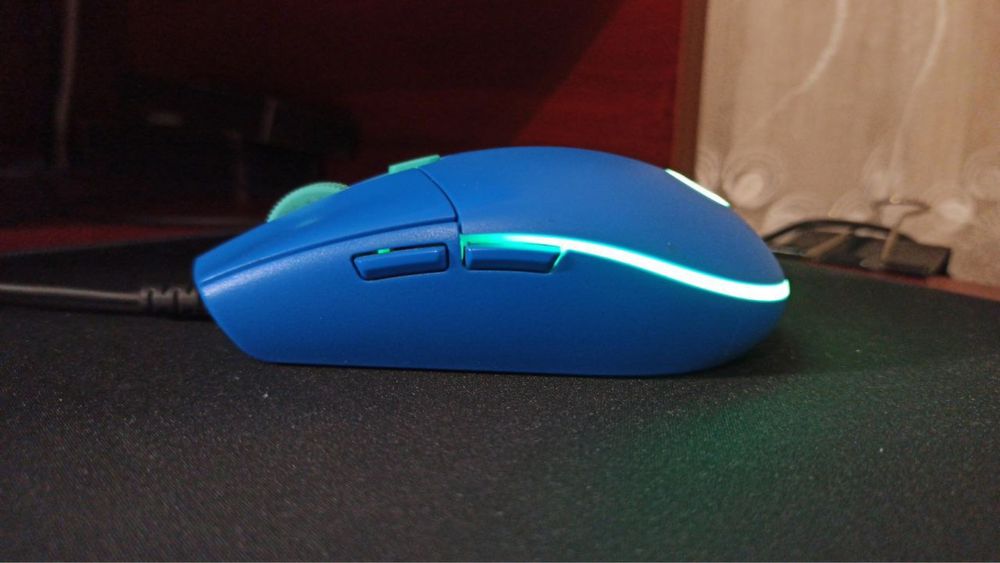 Logitech g102.