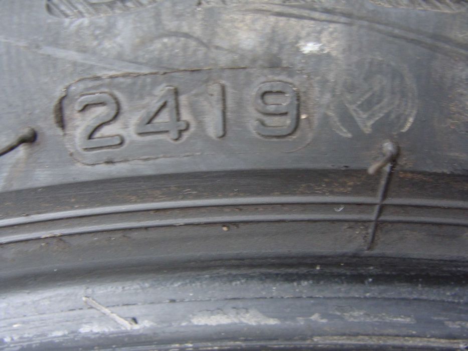 Opony 225 / 40 R 18 Bridgestone zimowe runflat