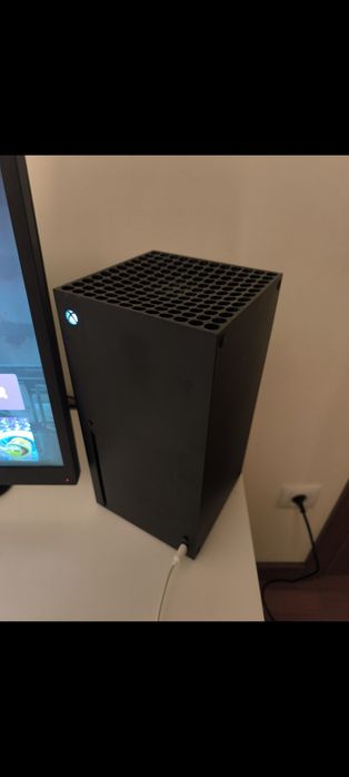 Xbox series X - Semi novo