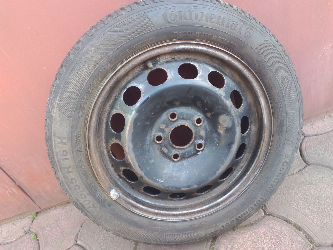 Шини зима 205/55 R16 Continental