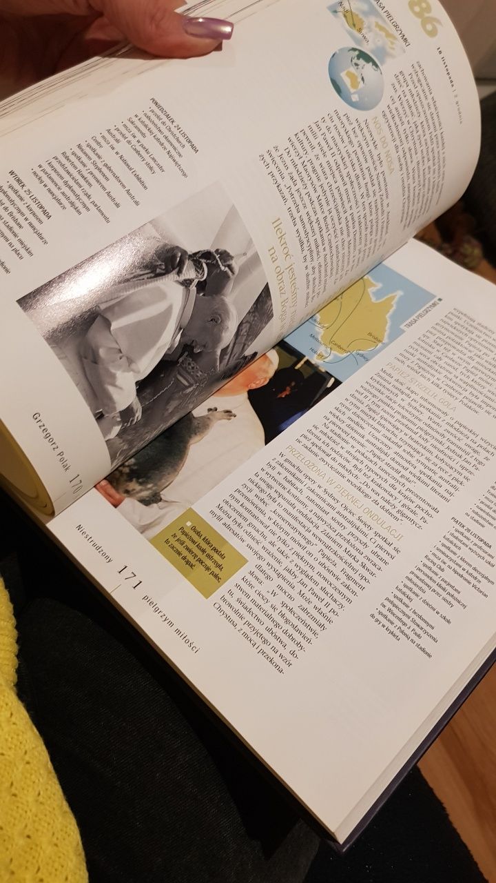 Książka Niestrudzony Pielgrzym Miłości  o Papieżu