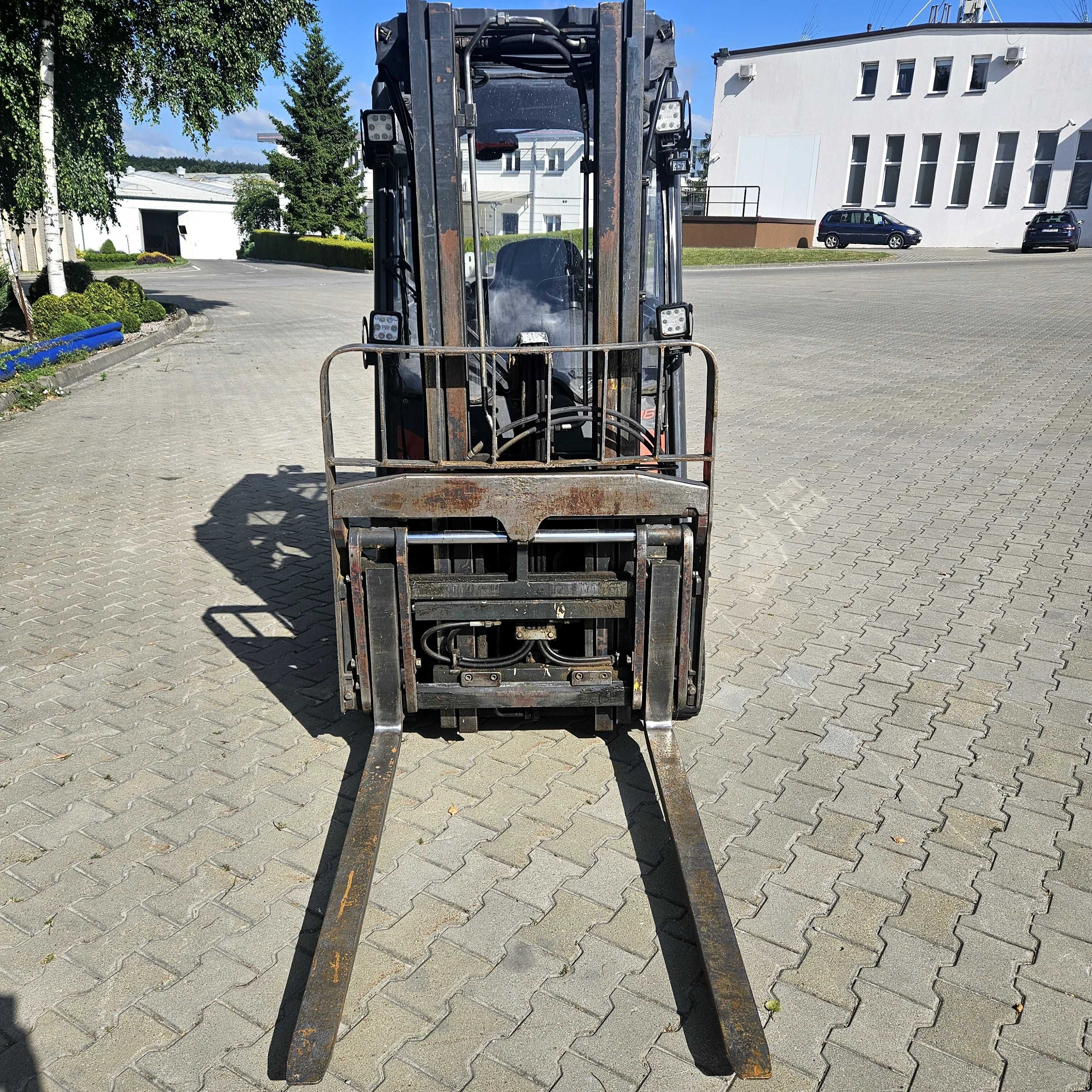 Wózek widłowy Linde H16