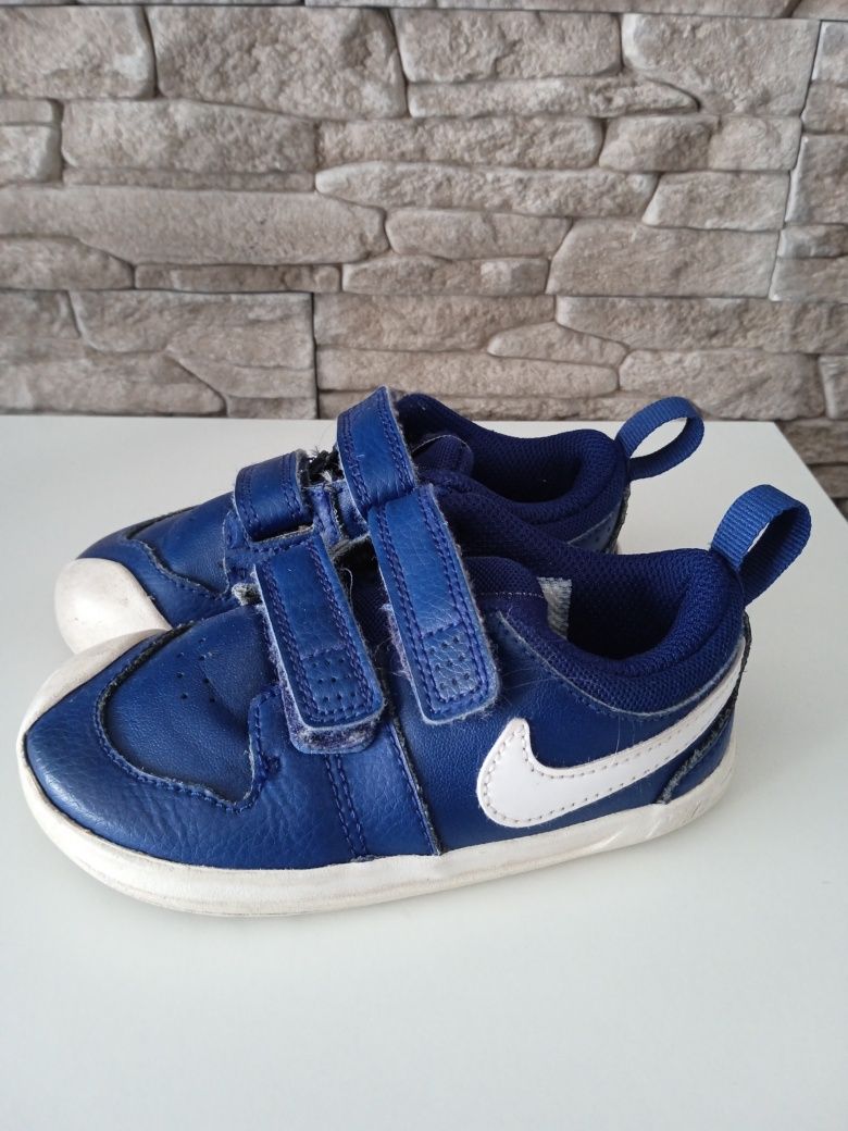 Nike buciki chłopięce rozmiar 23,5