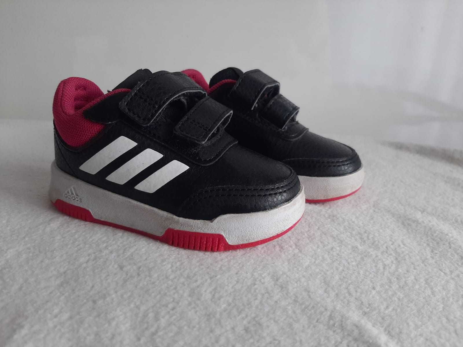 Buty Adidas dla dziewczynki