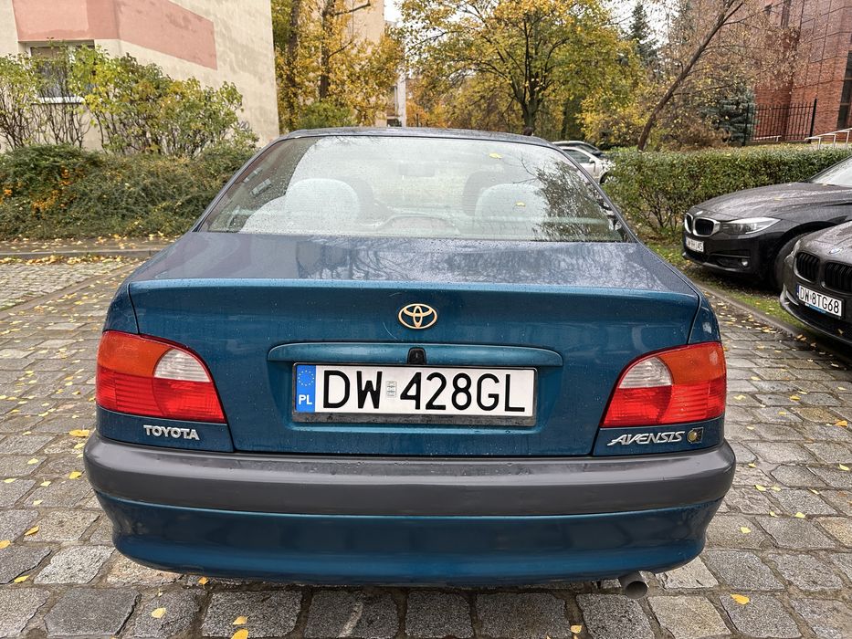 Toyota Avensis 1998 Sol 1 własciciel