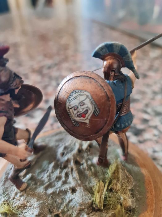 Soldados de chumbo - Diorama  de combate grego - pintado à mão.