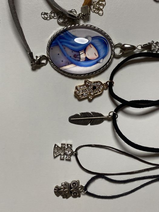 Colares e choker diversos