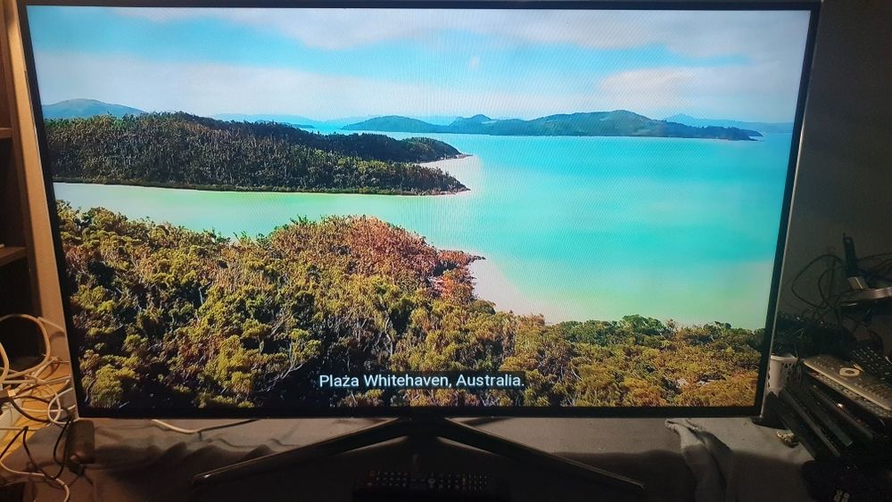 Telewizor LED Samsung 48", SmartTv, Wi-Fi, Netflix, YouTube.