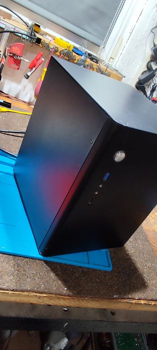 Obudowa mini ATX z zasilaczem