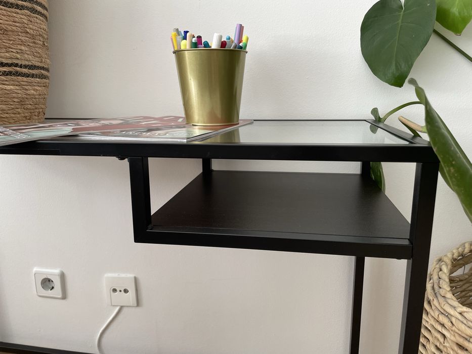 Mesa ikea VITTSJO como nova