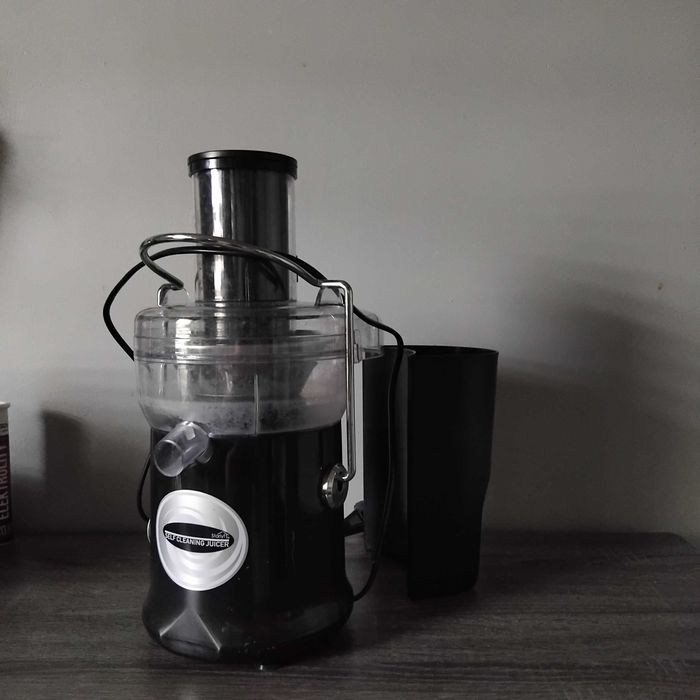 Sokowirówka Self Cleaning Juicer