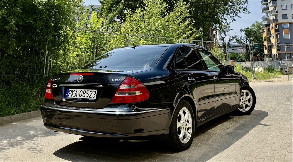 Mercedes-Benz E320 3.2 CDI * Automat * 2005 * Klima * Skóry * Alu
