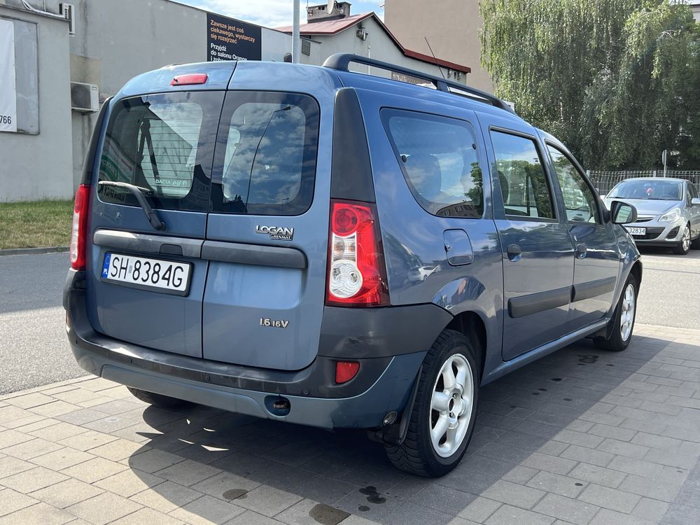 Sprzedam Dacia Logan MCV 2008 r. 1.6 v16 benzyna/gaz. 7 - osobowy.