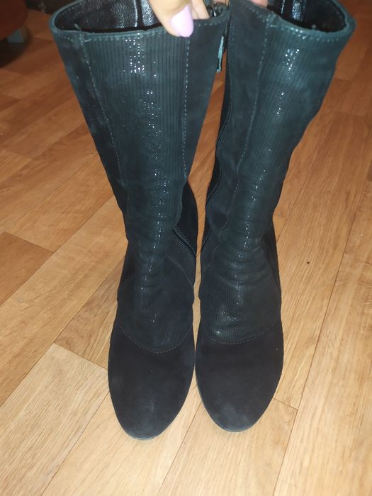 Замшевые натуральные сапожки