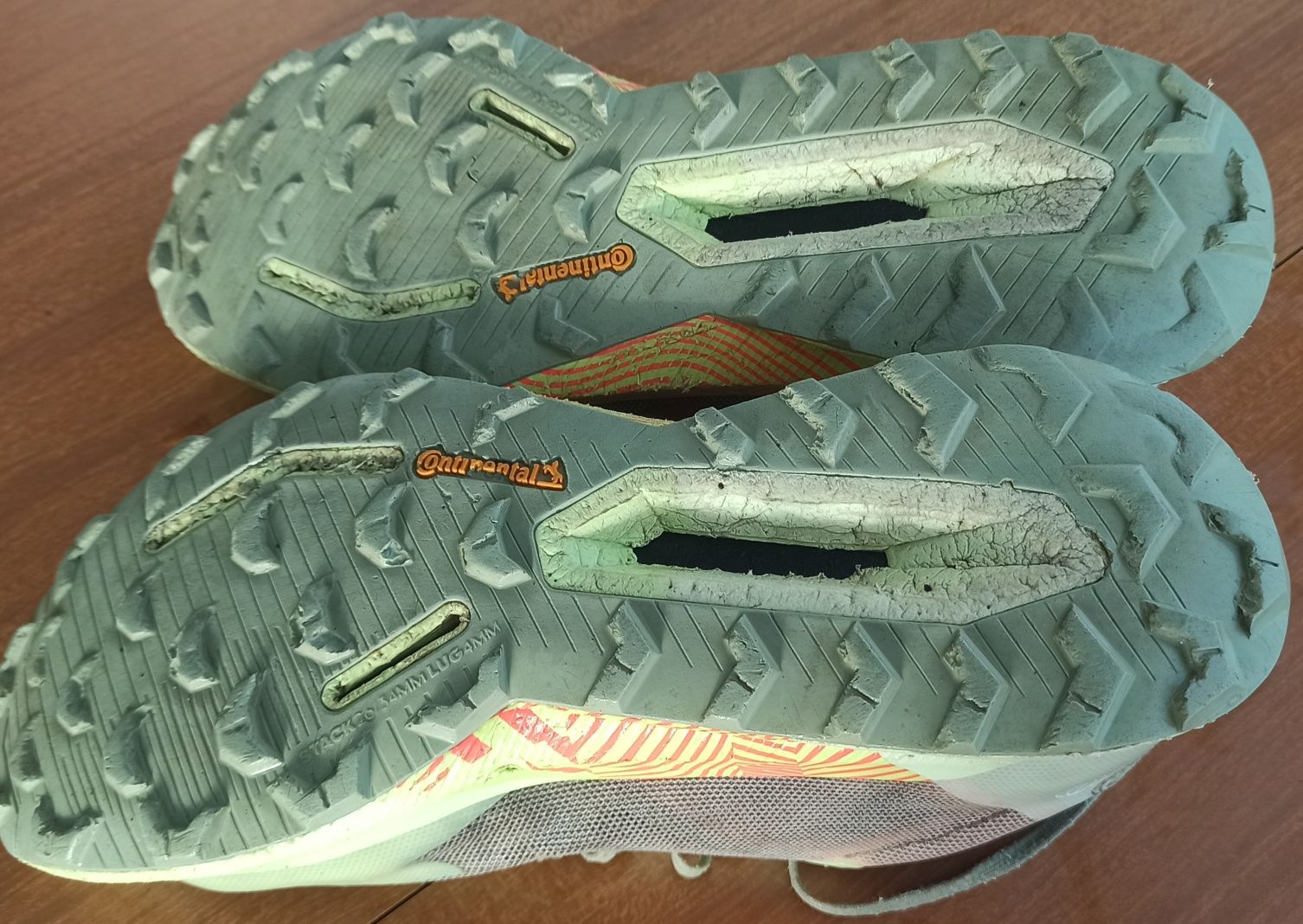 Sapatilhas adidas de homem, dedesporto em estado razoável n°42, 50 .