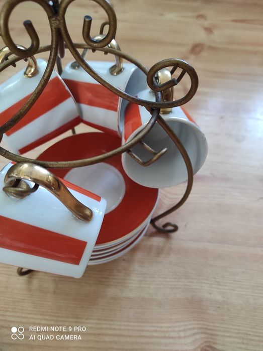 Filiżanki i talerzyki