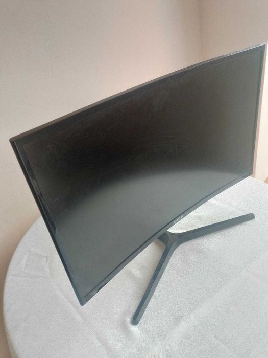 Samsung  монітор 27" (68.6 см)