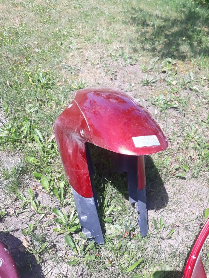 Aprilia pegaso 650 Bak Przedni Błotnik Kompletna Czaszka części