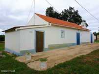 HERDADE NO ALENTEJO a 40km do litoral para fins agrícolas ou turíst...