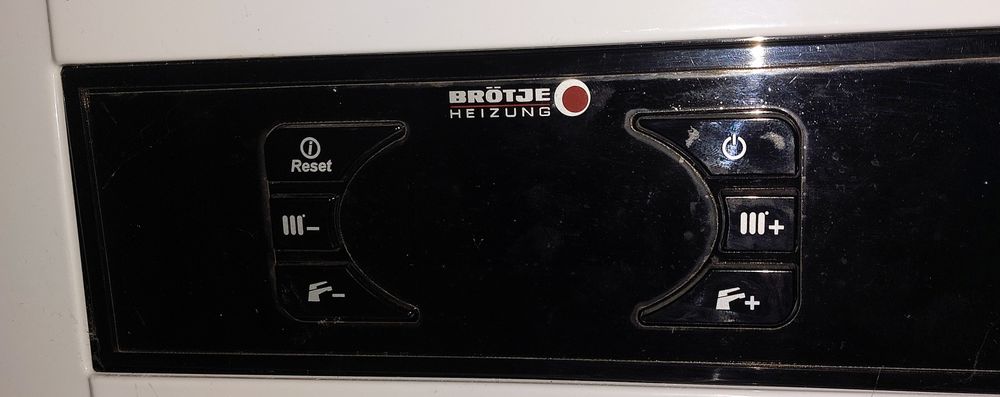 Kocioł Piec Gazowy Brötje PWHC 28 26kW Książka Gwarancyjna Instrukcja