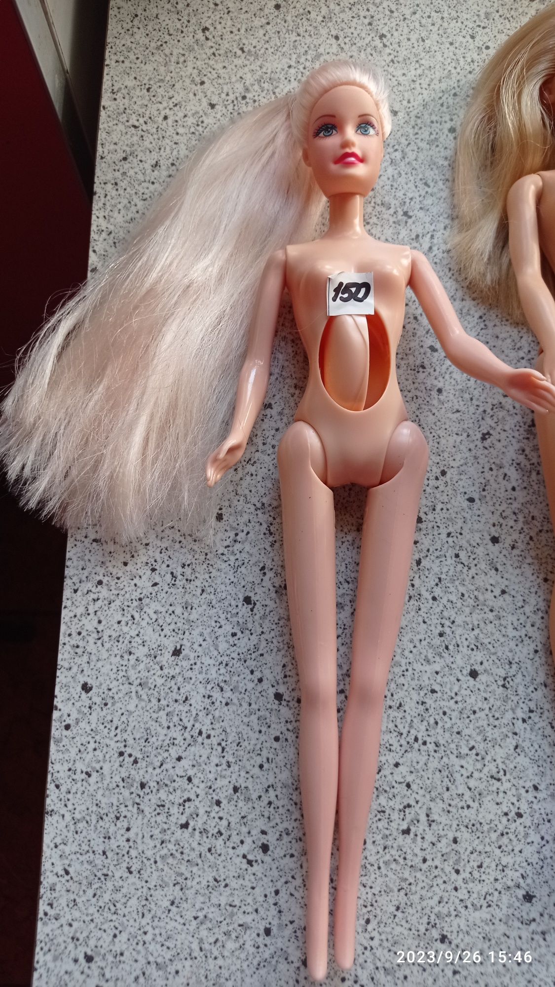 Продам кукол Барби