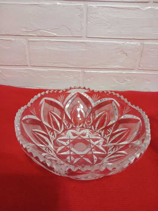 Хрусталь СССР. Конфетница, салатница.