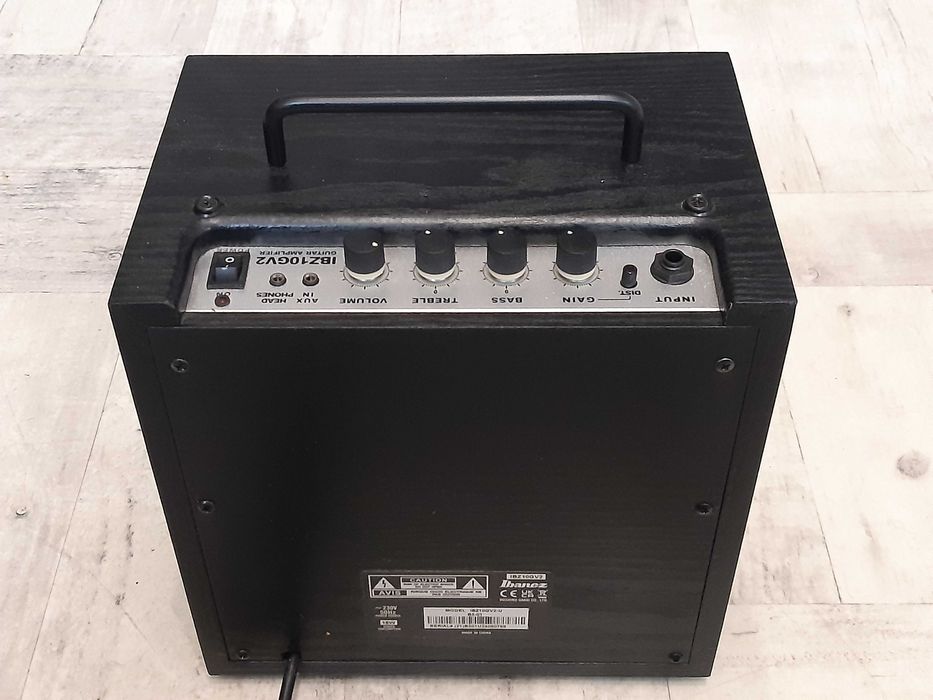 Wzmacniacz Gitarowy Ibanez IBZ10GV2 - combo - wysyłka lub dodam Gratis