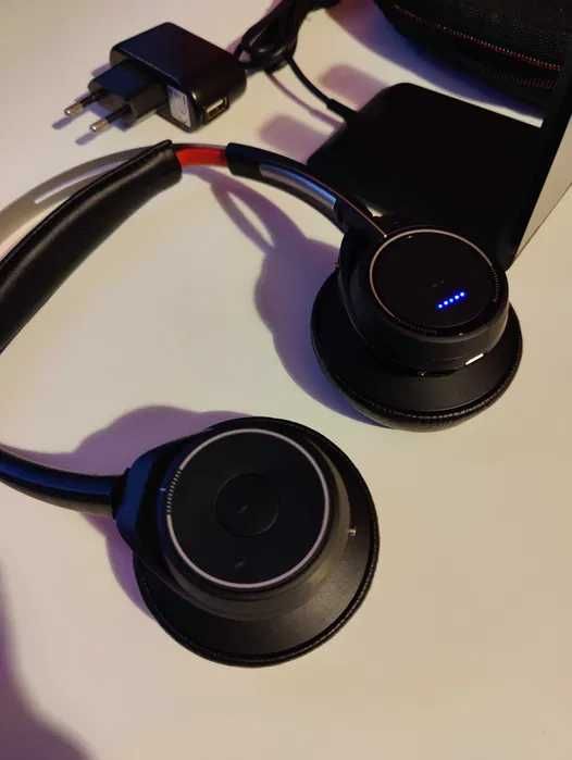 Słuchawki bezprzewodowe Plantronics Voyager FOCUS UC z bazą