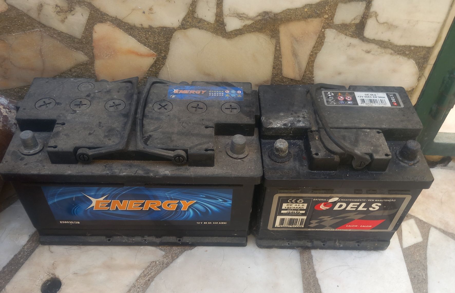 2 Baterias Automóvel