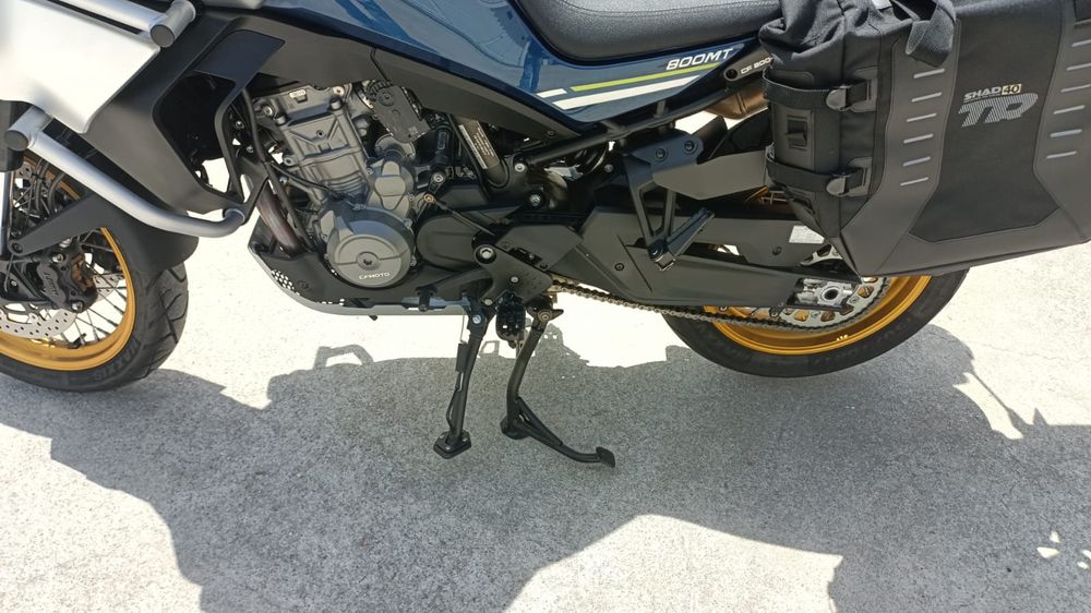 CF moto MT 800 Touring