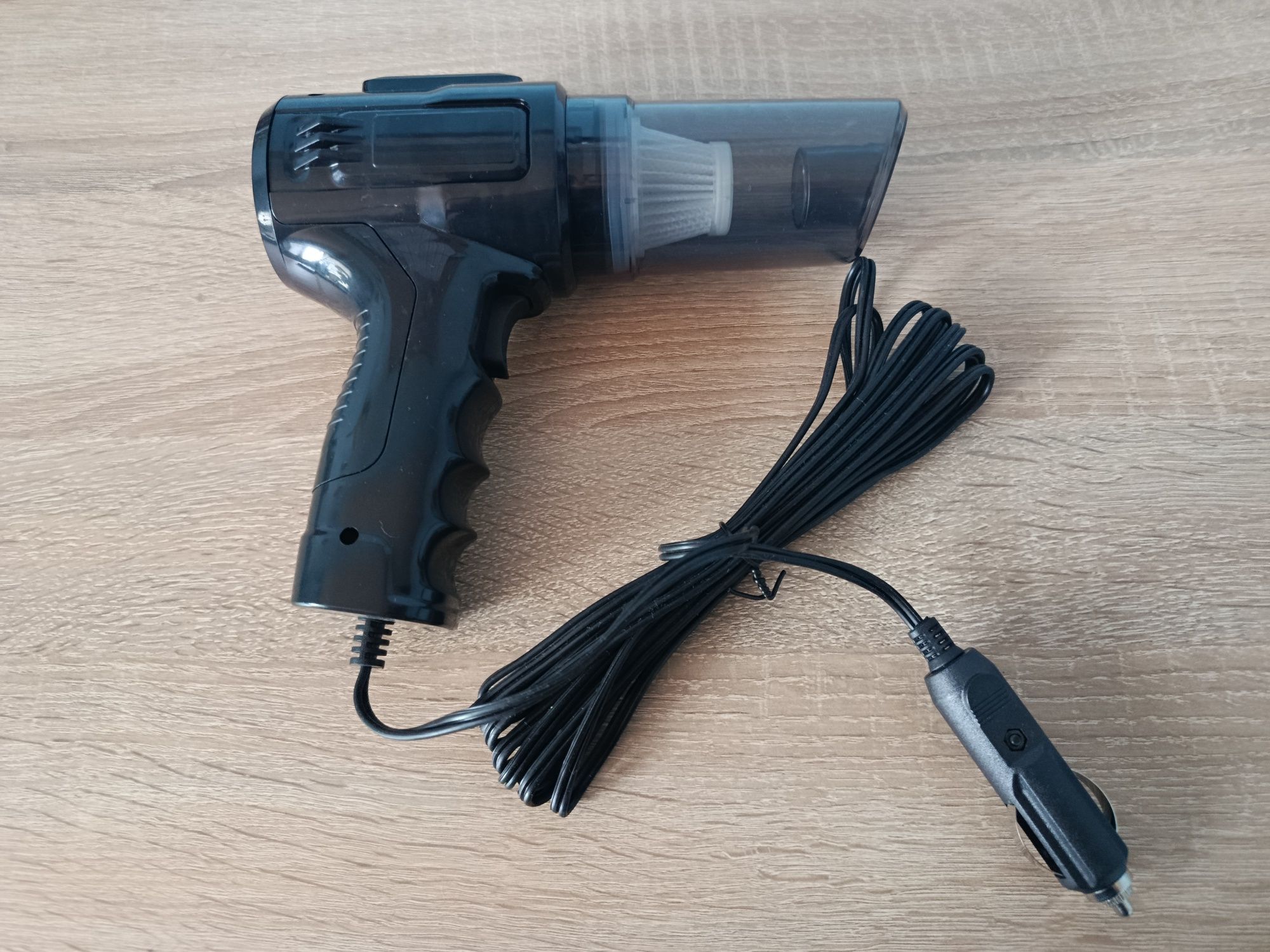 !Car Vacuum Cleaner! Przewodowy odkurzacz samochodowy + DODATKI!