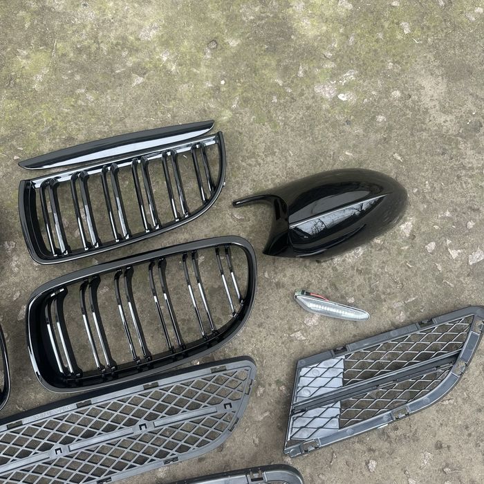 Решотка бампера bmw e90 e91 решітка туманки ноздри бмв Е90 Е91 BMW