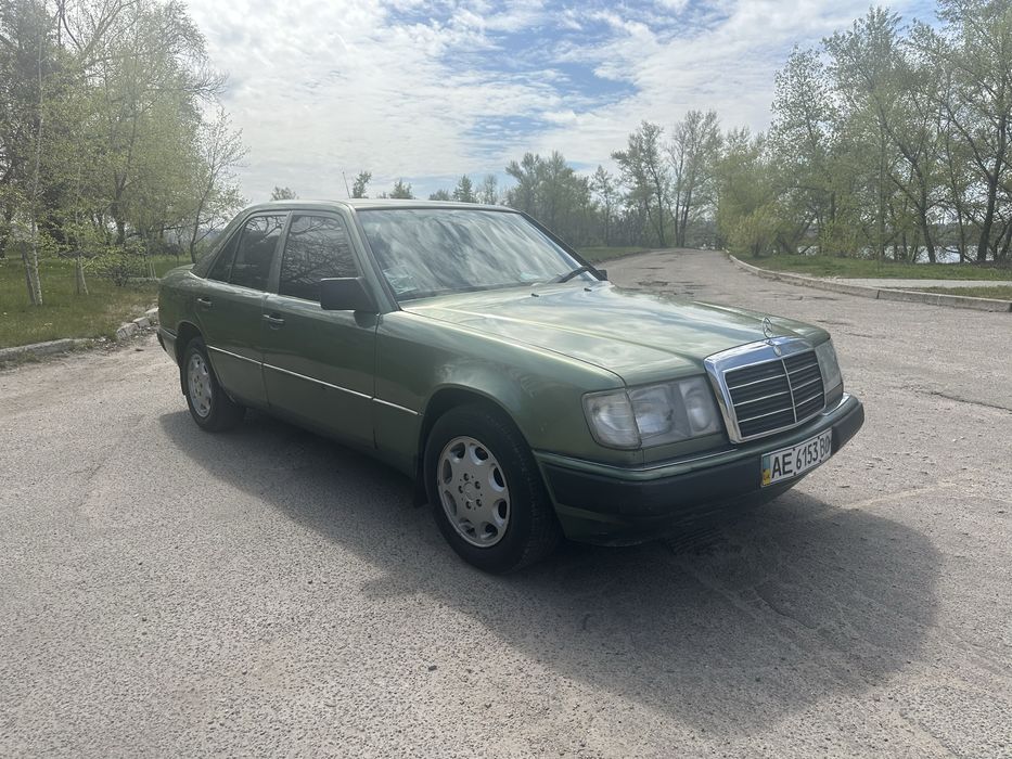 Mercedes Benz E W124