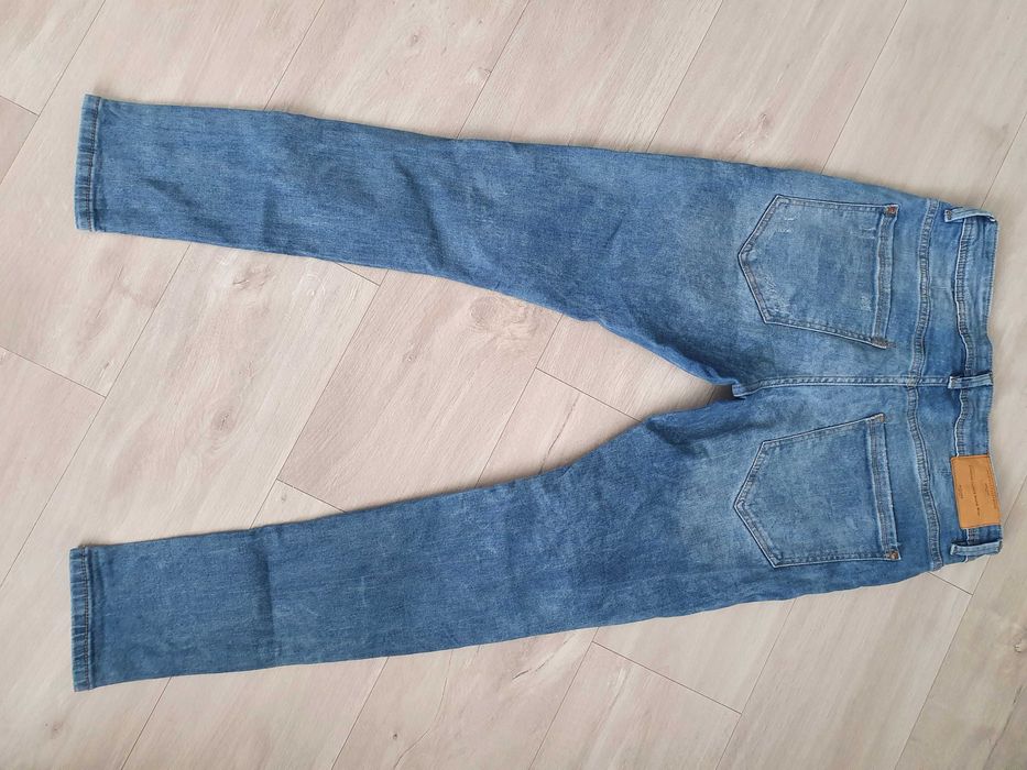 Męskie jeansy Bershka rozm. 40