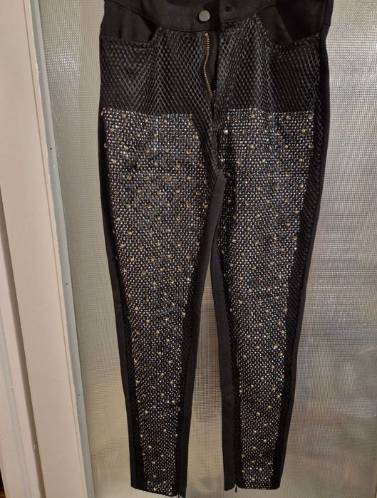 Czarne jeansowe spodnie typu rurki odzobne, H&M XS/S